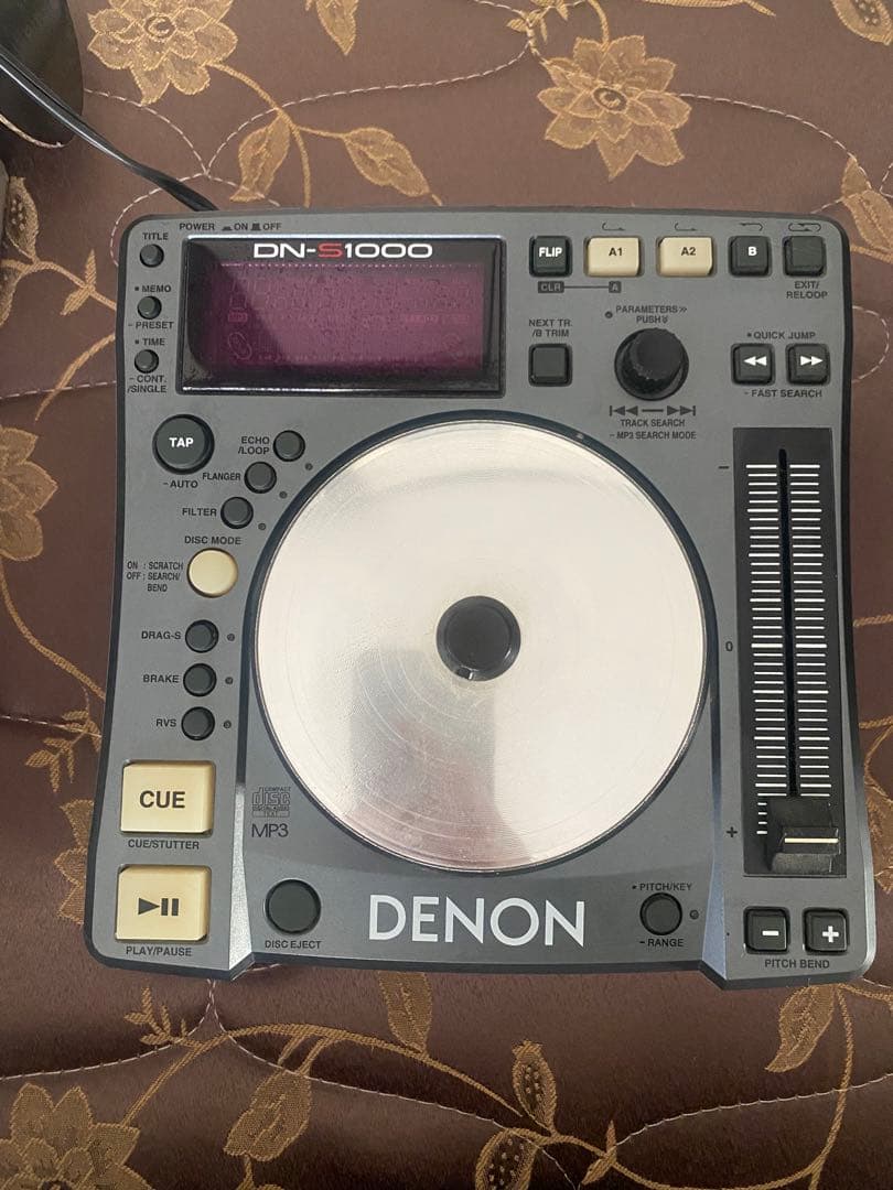 DENON DN-S100 2つ　電源はいります。
