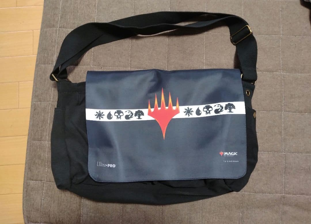 世界選手権配布　mtgメッセンジャーバッグ