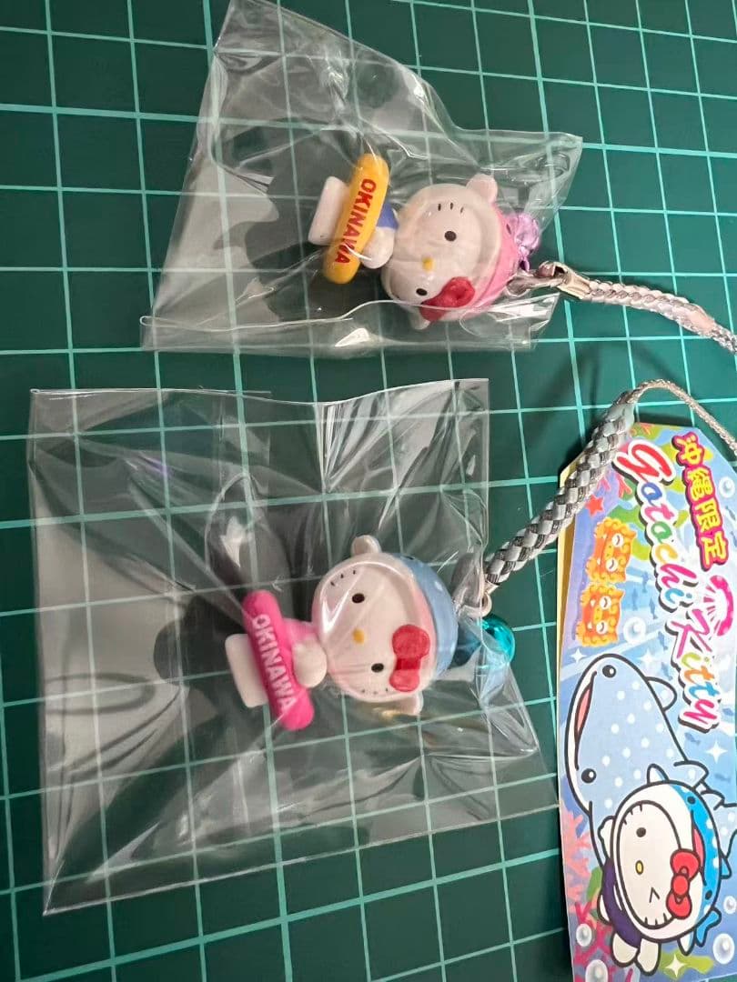 ご当地キティ　根付　2014年　沖縄限定　ジンベイザメ　浮き輪　レア　2点セット