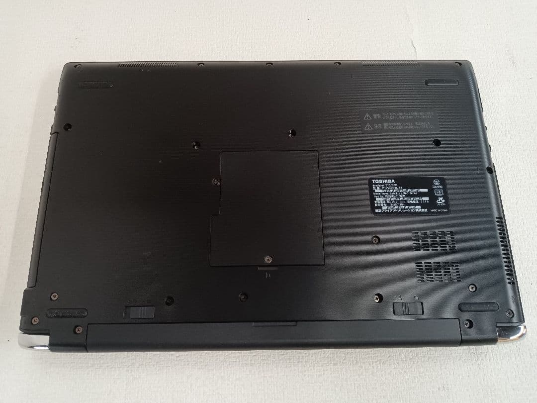 ⊕ dynabook Satellite L50-D ストレージ無 16GB