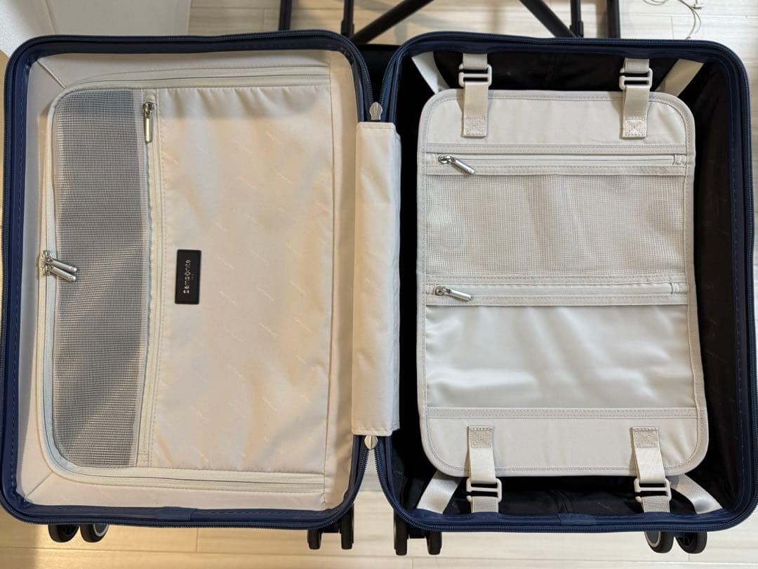 SAMSONITEサムソナイト　EVOA ZエヴォアZ DeepBlue