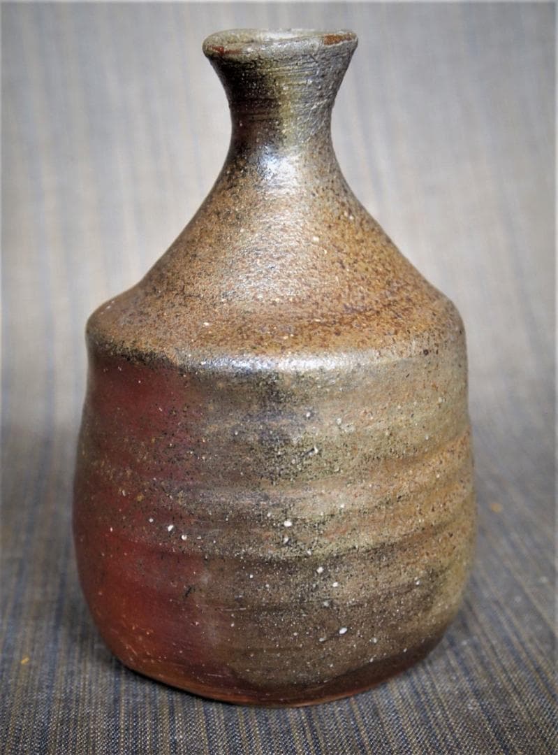 高力芳照【師：金重素山、金重有邦】★備前（窯変）徳利B★共箱・布・栞