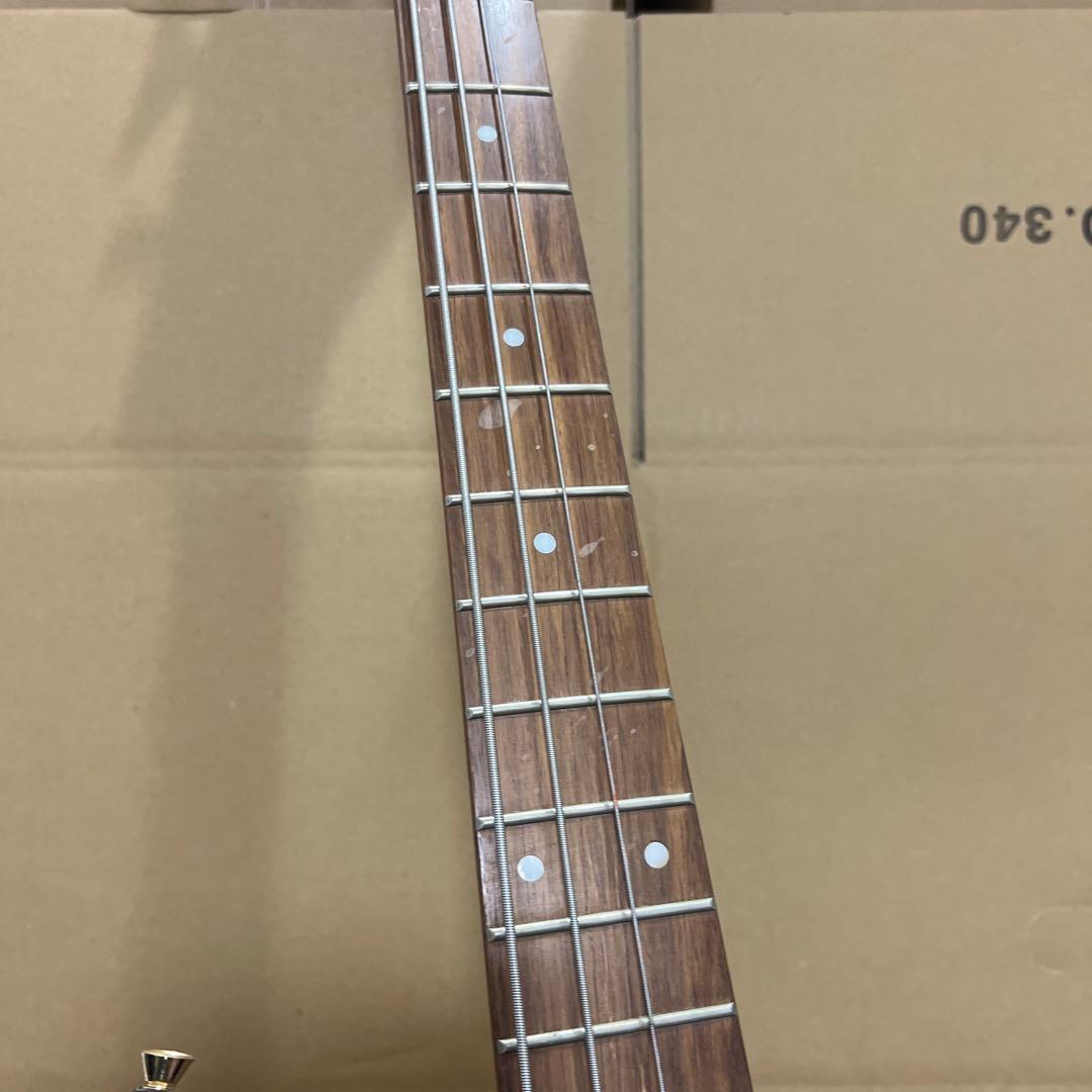 メンテナンス済♥️アンボイ ベースギター レッド ブラック ギター ベース