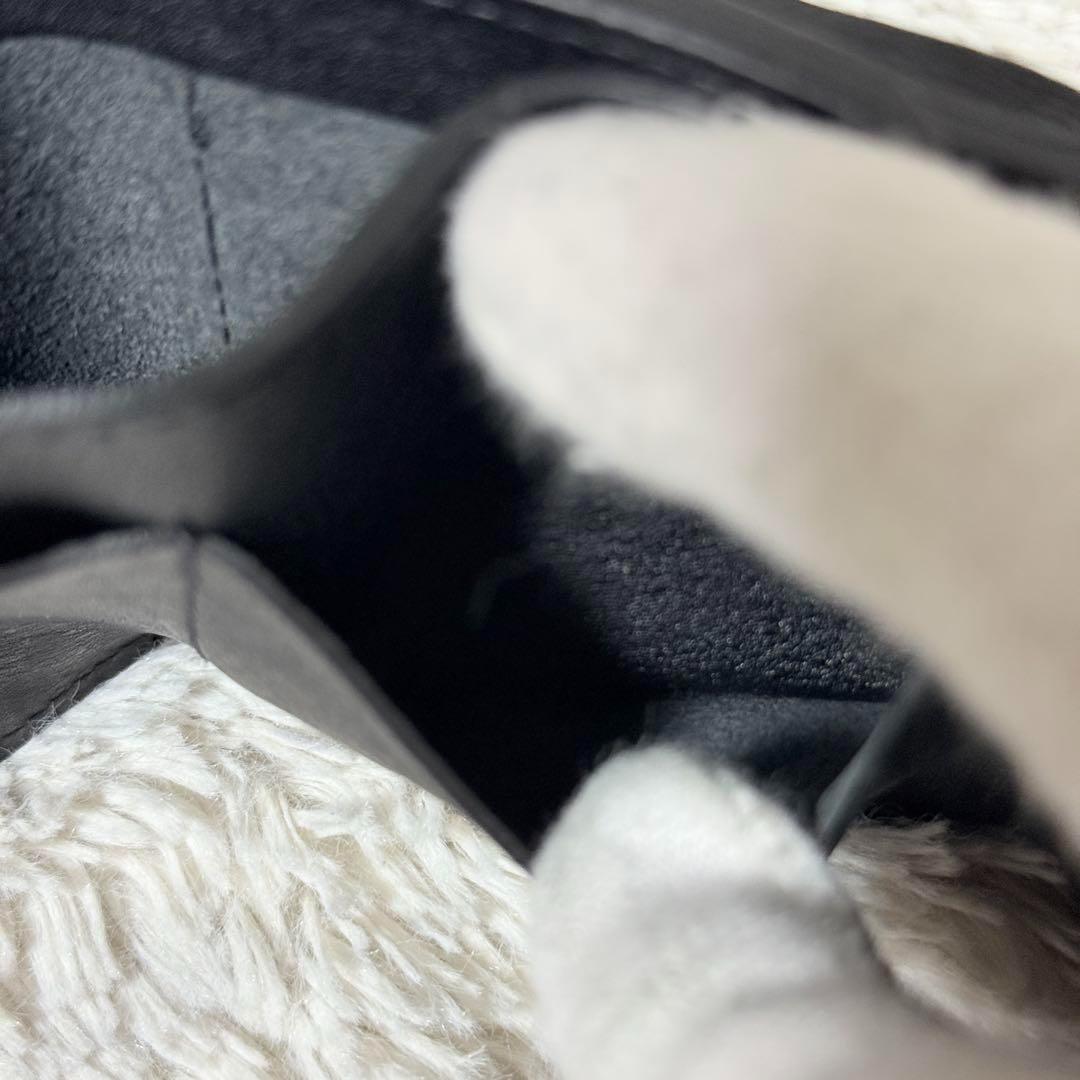 未使用✨IL BISONTE イルビゾンテ　トリフォルドウォレット　レザー　黒