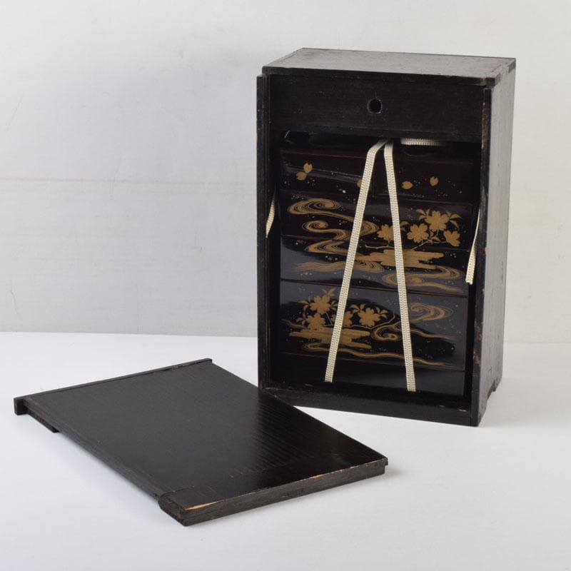 茶道具　黒漆　花草蒔絵　五段重箱　共箱　C　9121