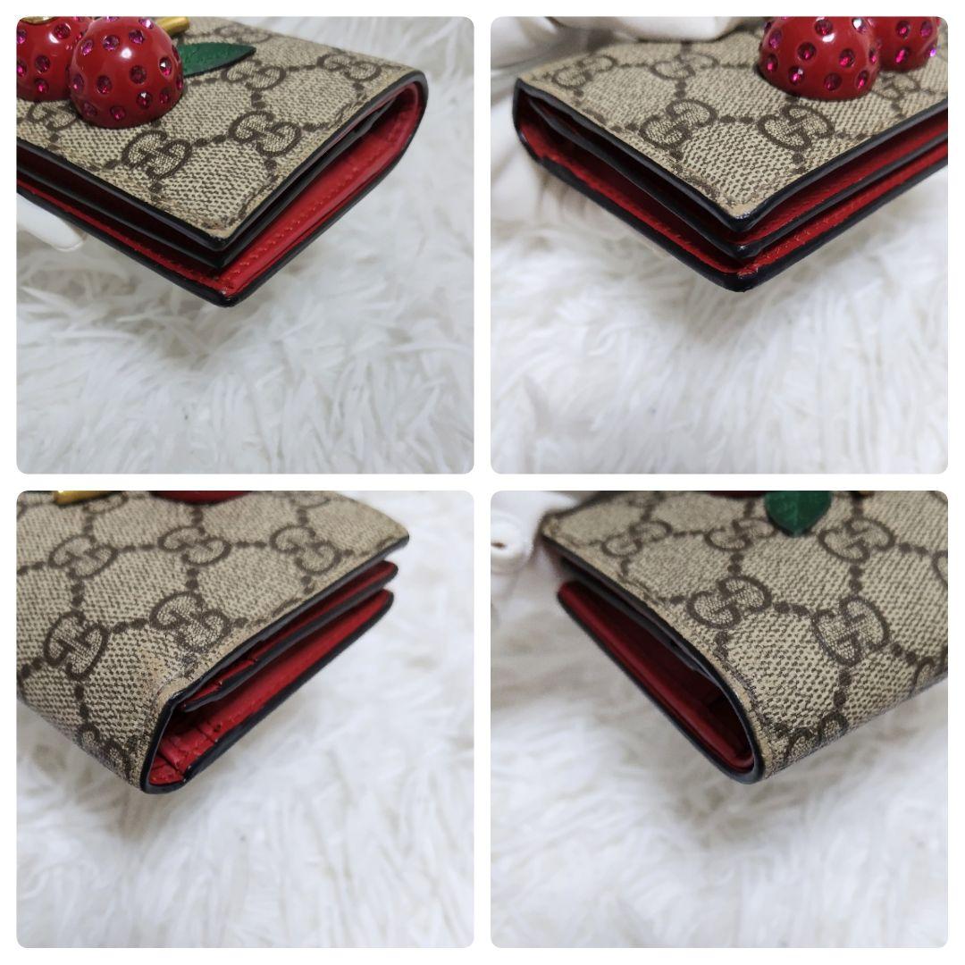 美品✨グッチ◇チェリーモチーフ二つ折り財布　スプリームPVC赤レザーゴールド金具