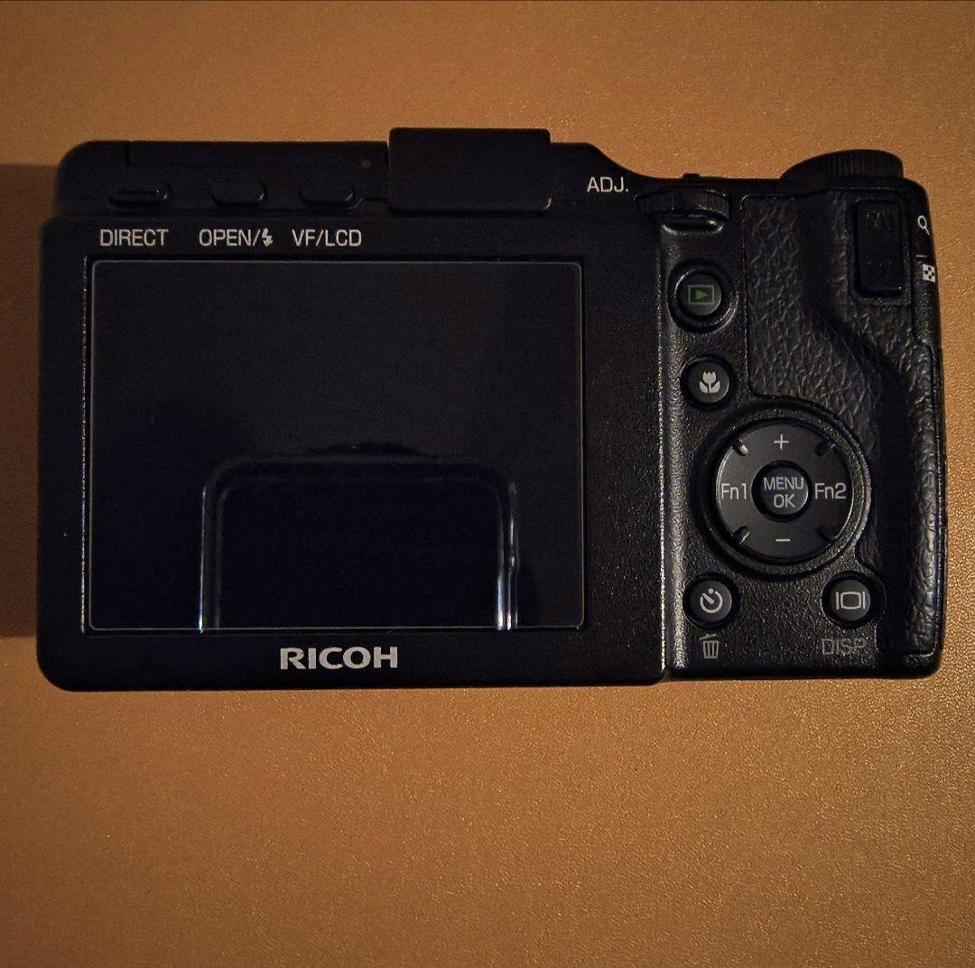 【極美品】RICOH GXR+A16 24-85mm F3.5-5.5