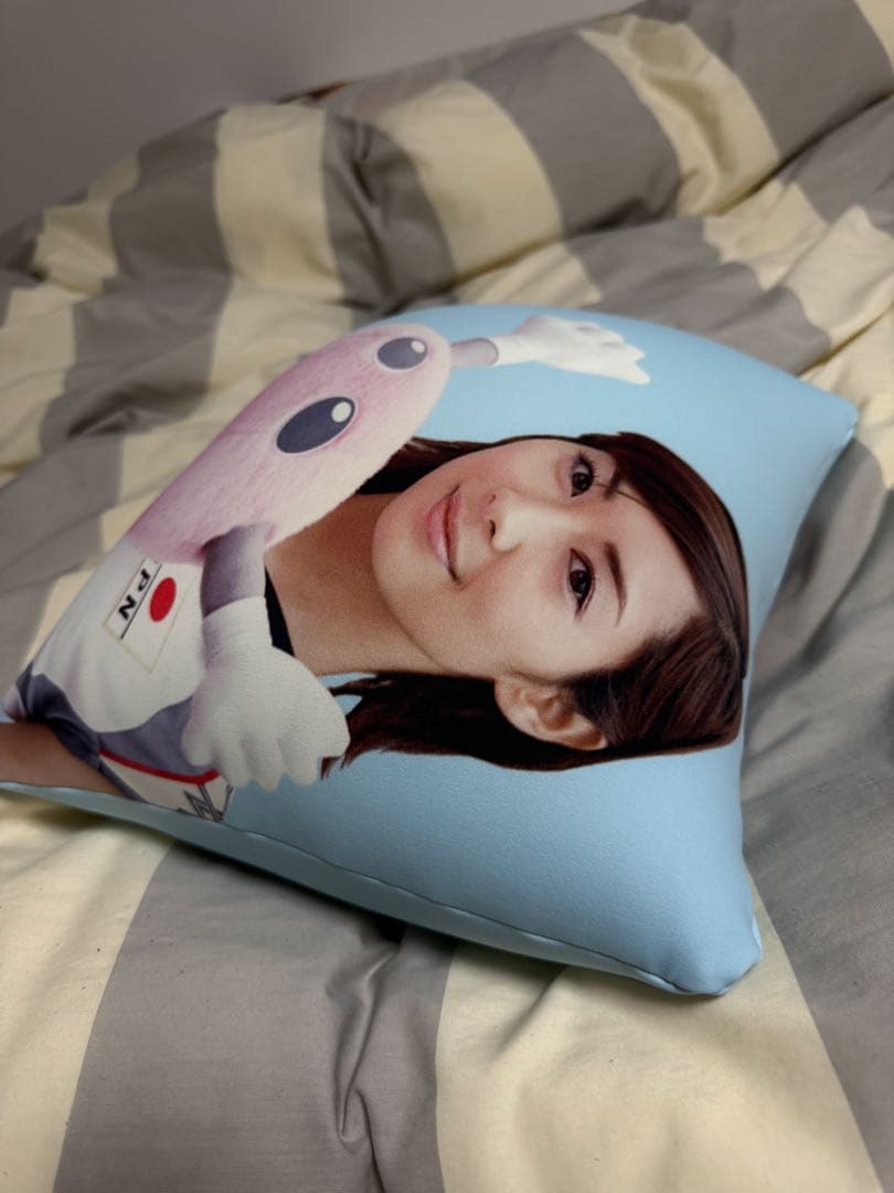 超レア　伊藤美咲さんのクッション