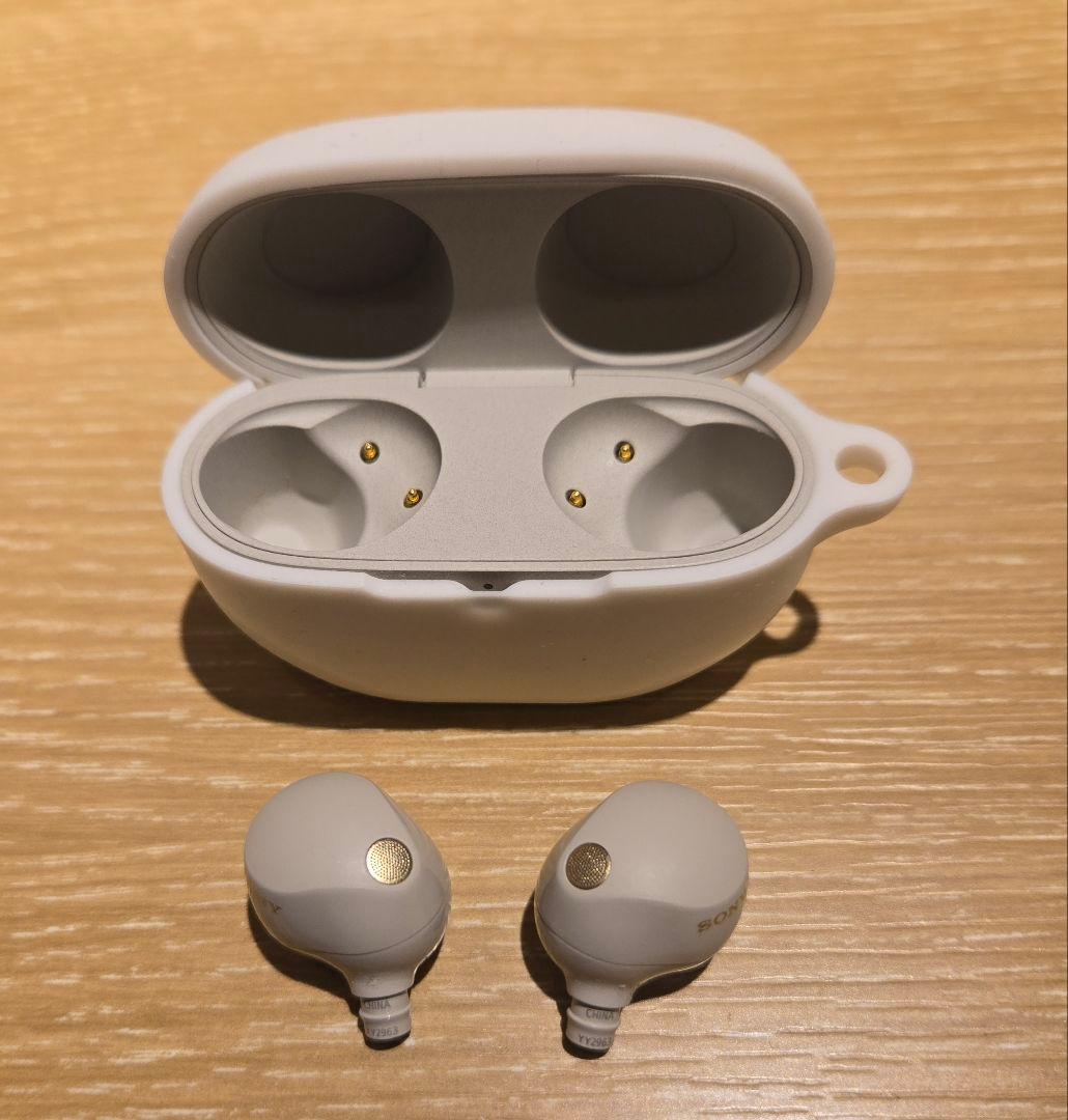 SONY WF-1000XM5 プラチナシルバー　中古美品