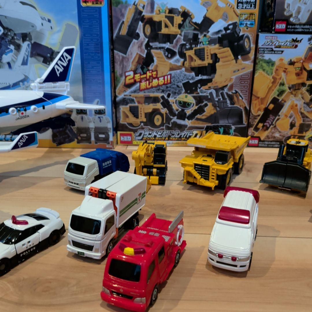 トミカヒーローズ　ジョブレイバー　9体　セット 変形ロボット