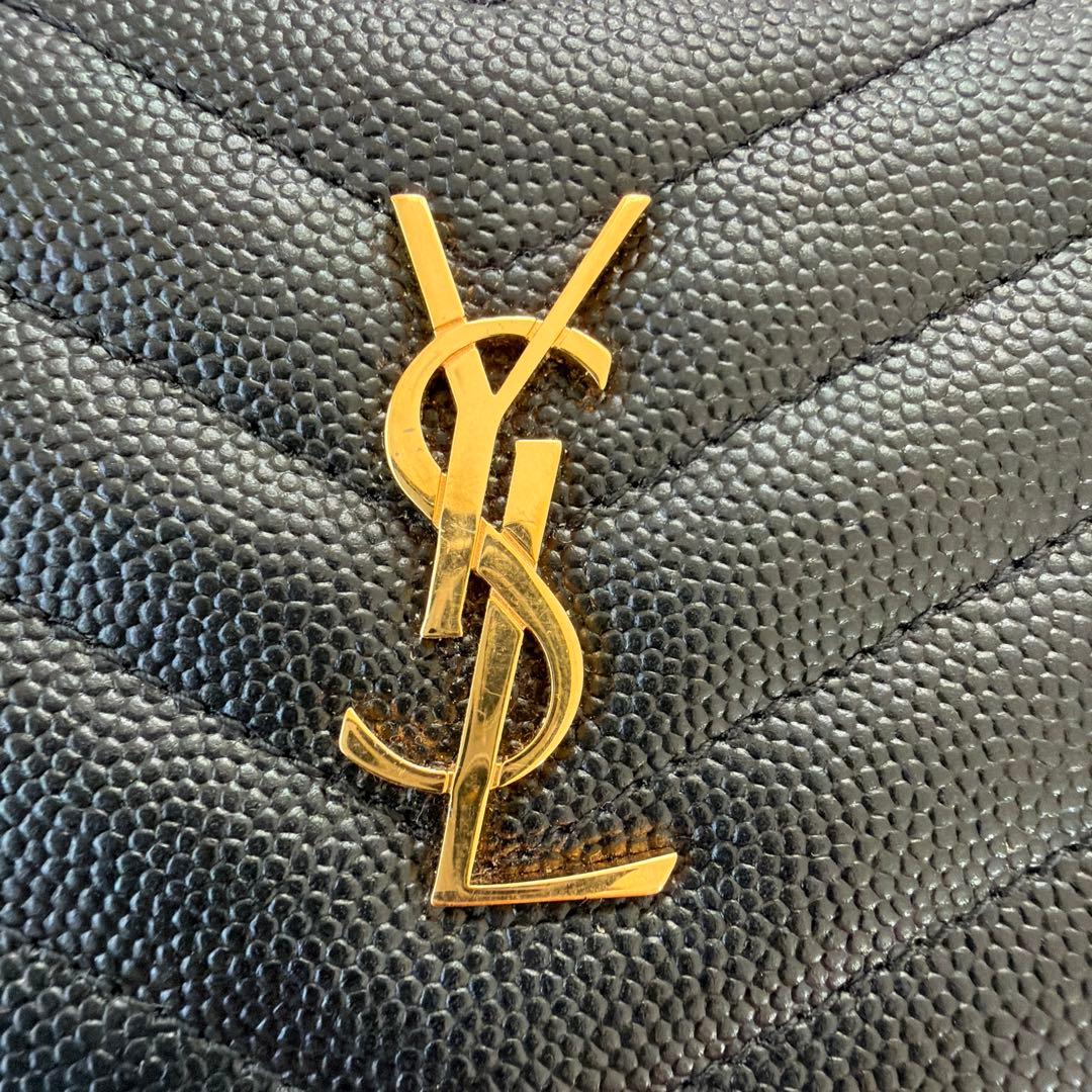 【ハルイロ】　　極美品イヴ・サンローランYSL レザー二つ折り財布 黒