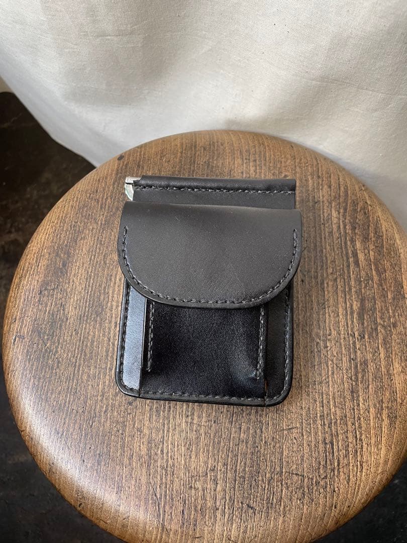 ハンドメイド　レザーマネークリップ　ヌメ革　札バサミ　　本革　革製品　革財布