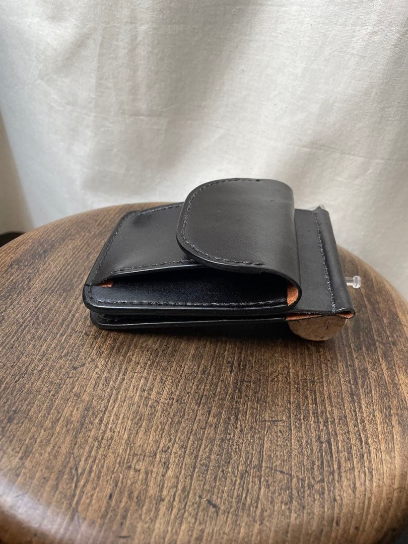 ハンドメイド　レザーマネークリップ　ヌメ革　札バサミ　　本革　革製品　革財布