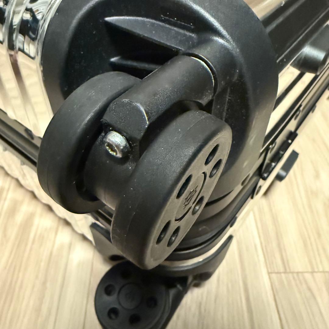 RIMOWA×MONCLER 機内持ち込み可能　キャリーケース