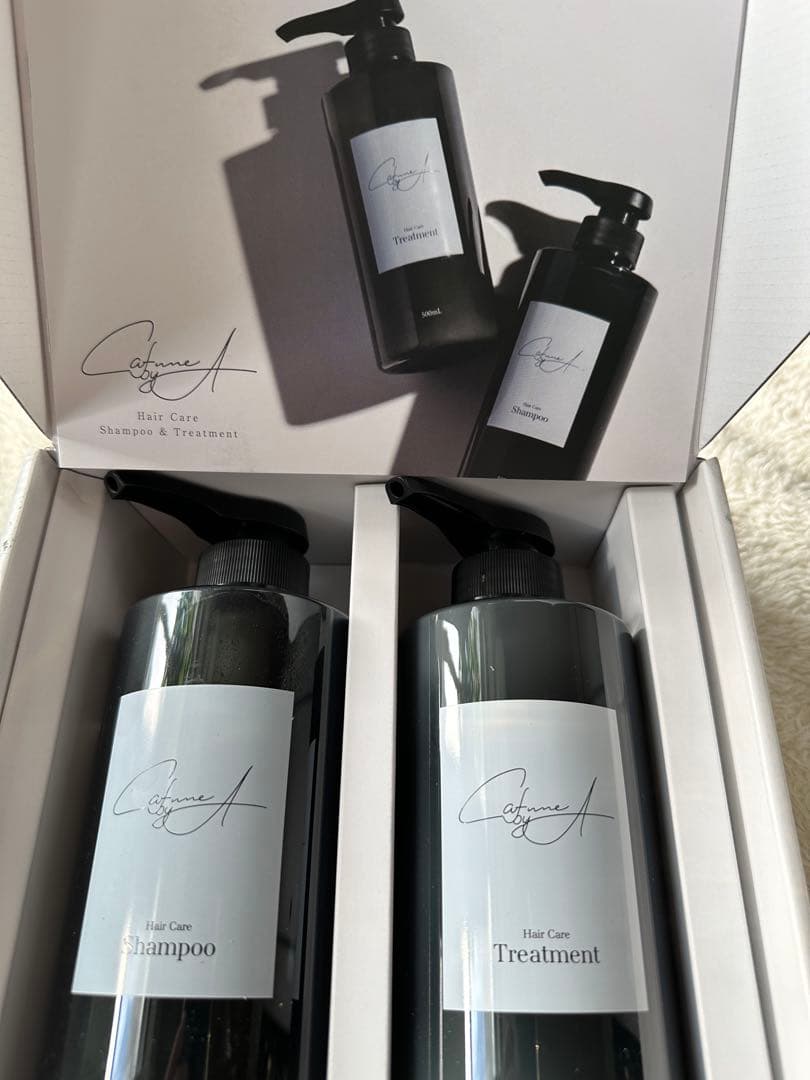 カフネバイエーCAFUNE byA 鈴木亜美さんシャンプートリートメントセット