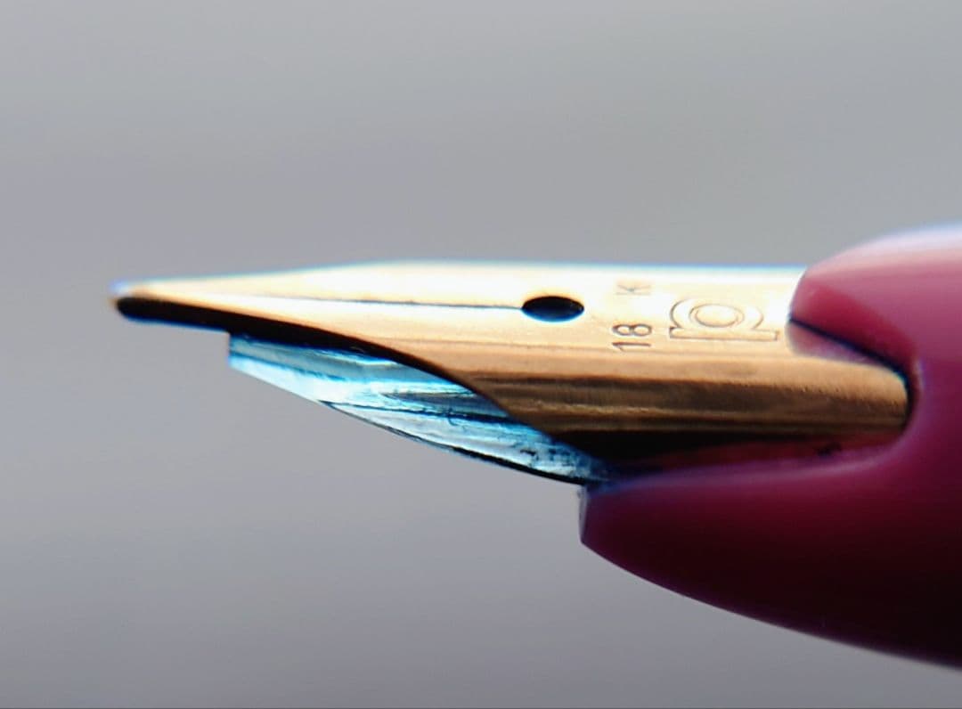 プラチナ　万年筆　シャンパンゴールド/ピンク　ペン先18K-750