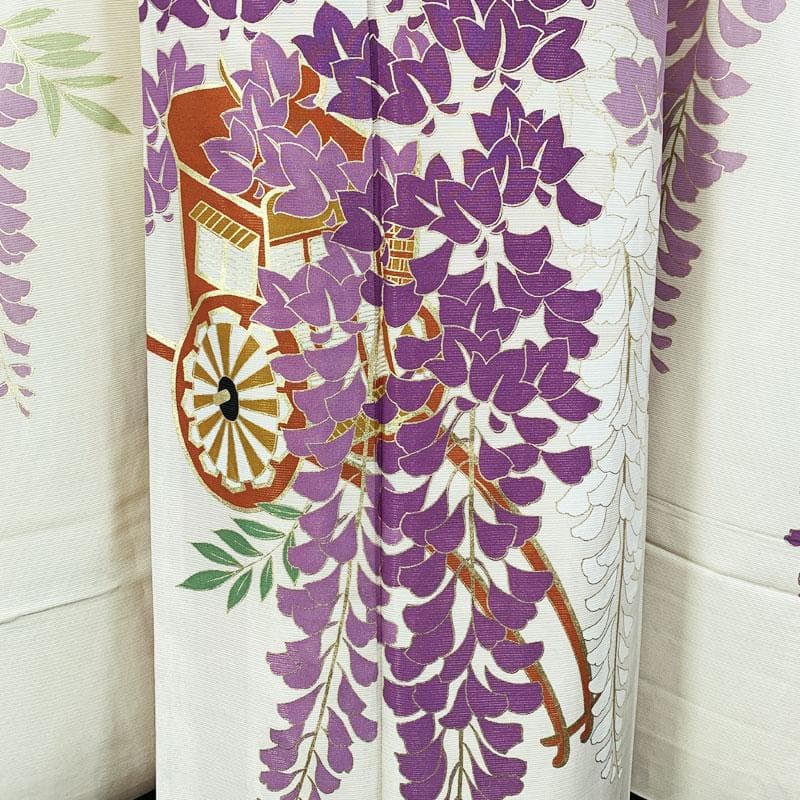 512z33☆振袖 古典柄 金彩 藤に御所車 アイボリー☆成人式結婚式 十三参り