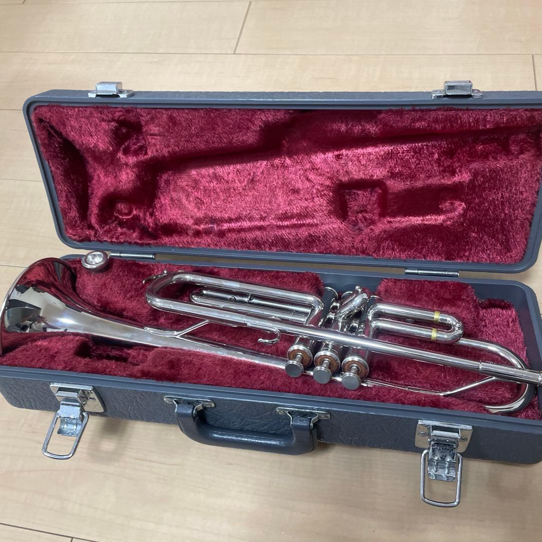 ヤマハトランペットYTR136