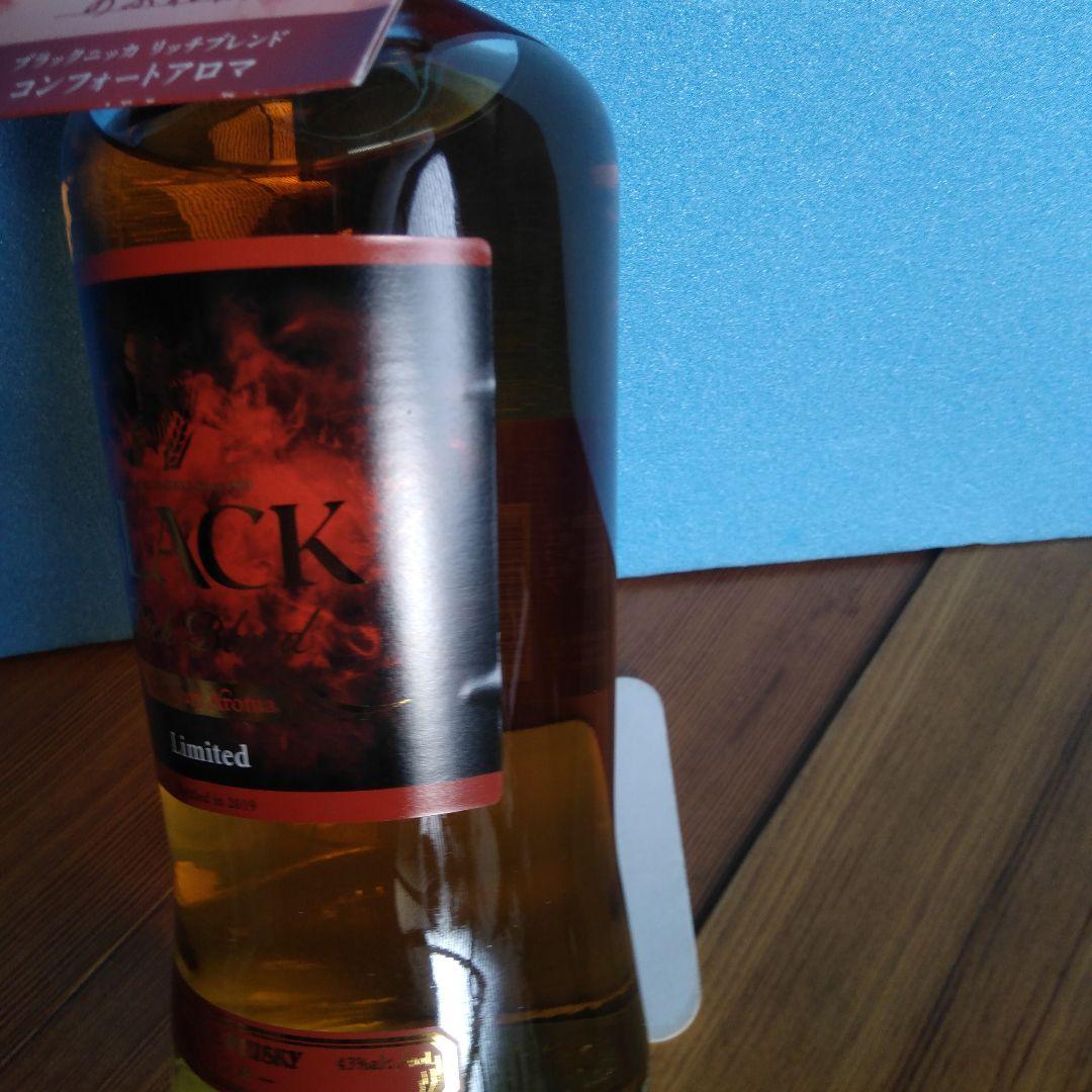 Y*S様 山崎シングルモルト700mlブラックニッカコンフォートアロマ700ml