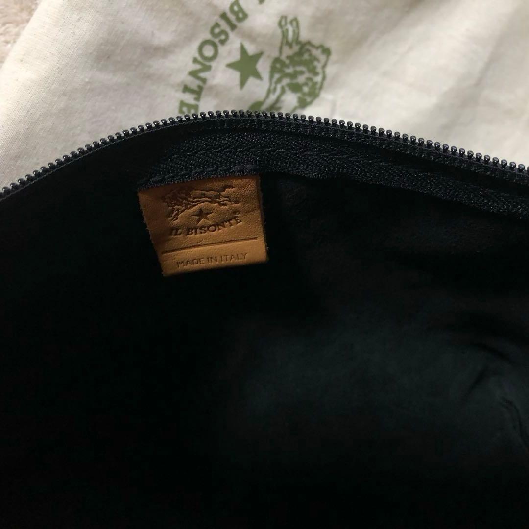 くろ　未使用♡ イルビゾンテ　クロスボディバッグ　ブラック　オールレザー