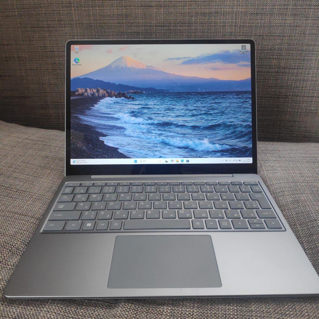美品 Surface Laptop Go3 i5/8GB/256GB