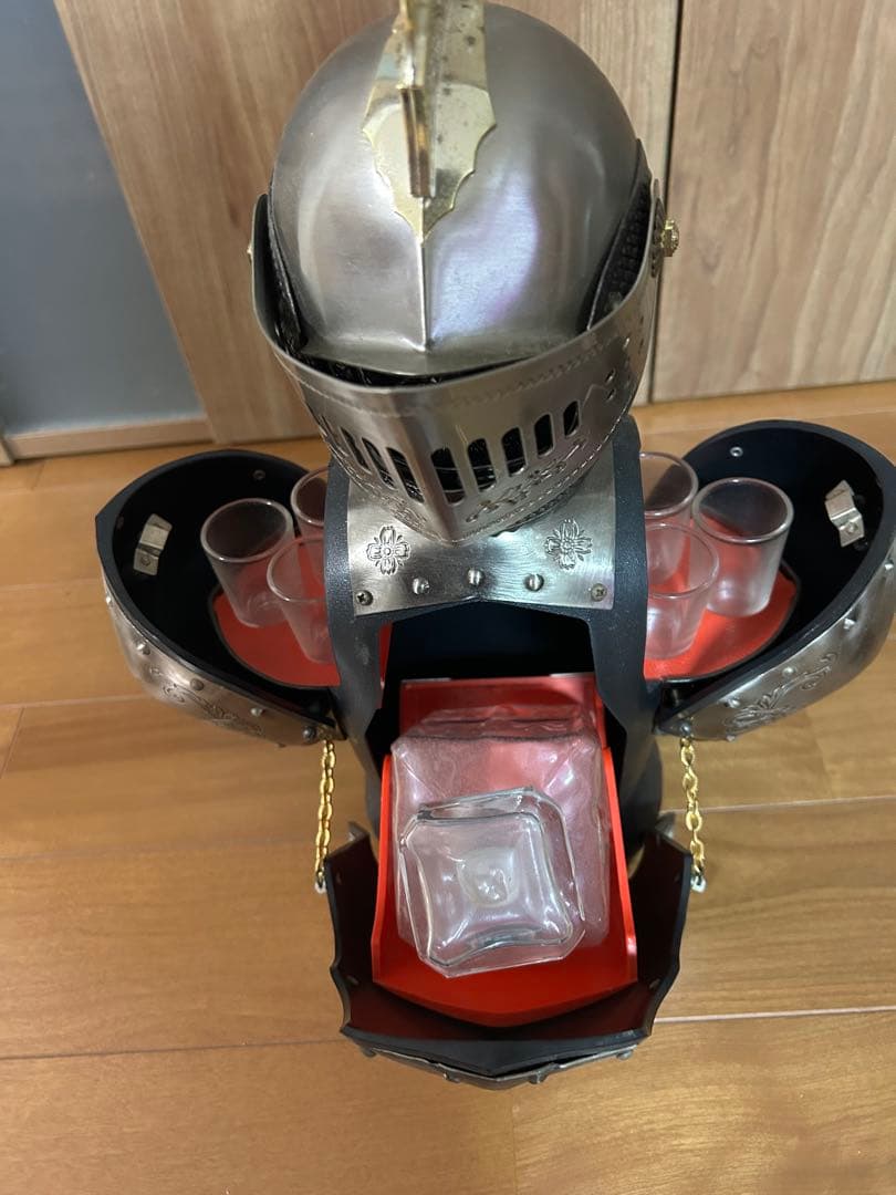 騎士の鎧 金属製 ニッカウイスキー 置物