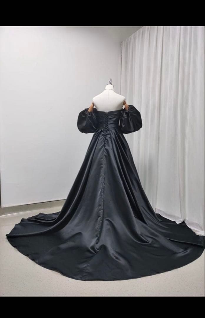 ブラックドレス