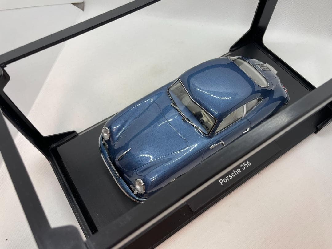 204-019 ノレブ 1/18 ポルシェ 356 1954 Blue