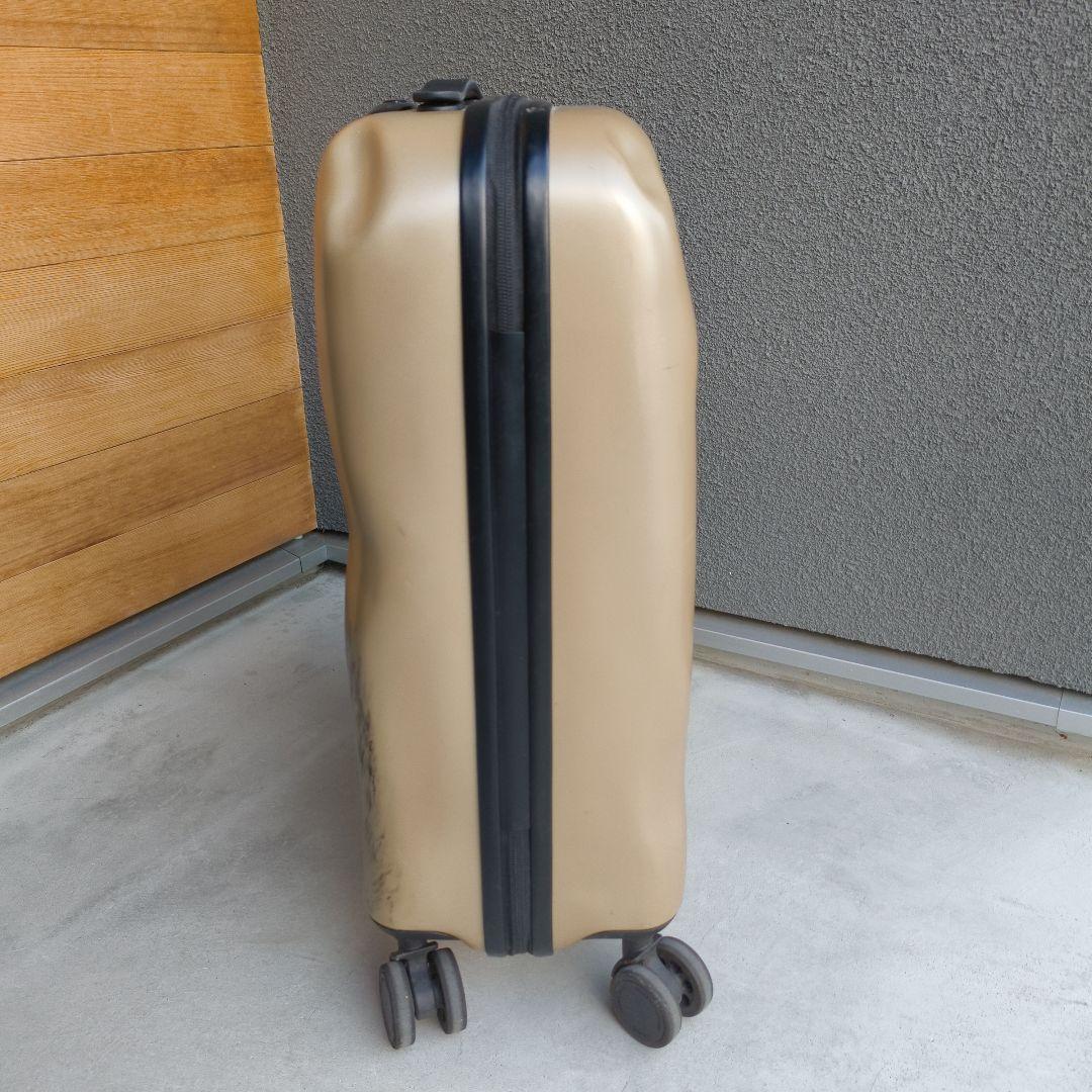 CRASH Baggage ゴールドキャリーケース Sサイズ(40L)