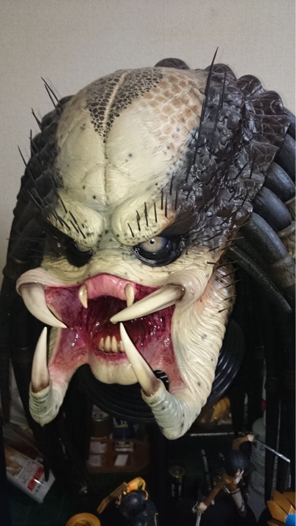 プレデター ライフサイズ ヘッドディスプレイ 1/1