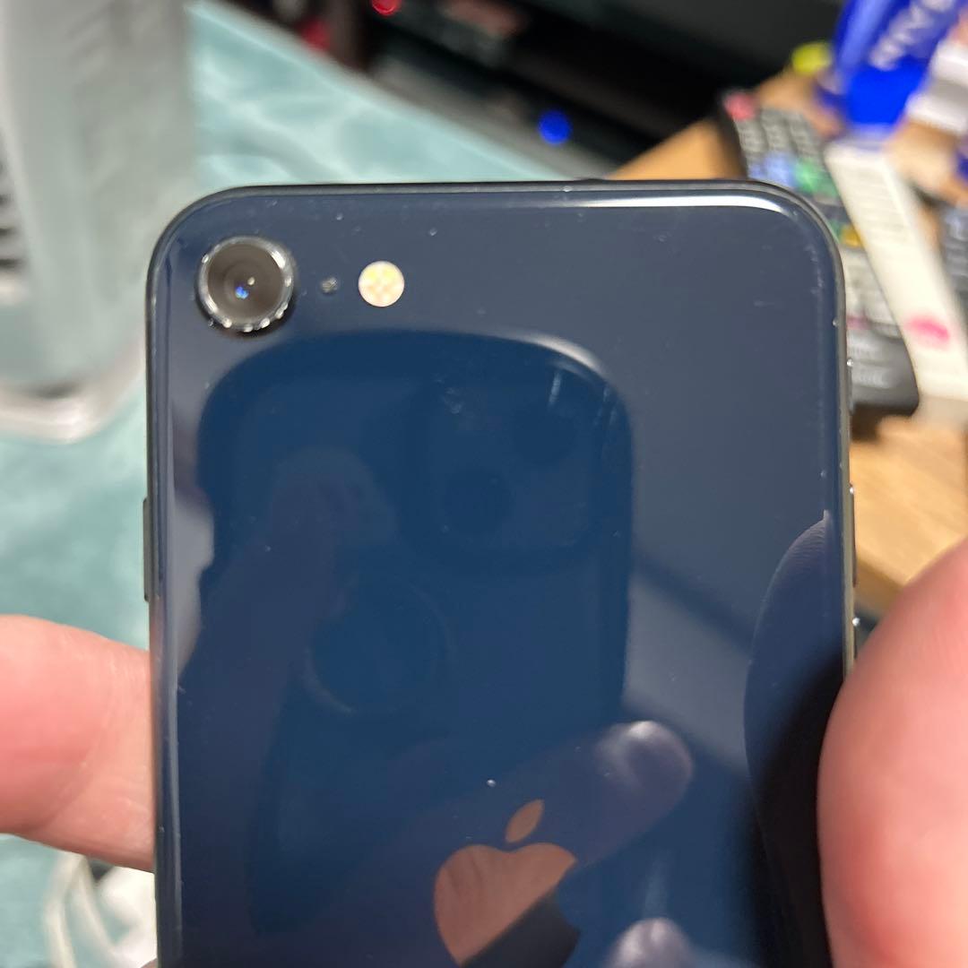 iPhone SE 64GB SIMロックなし