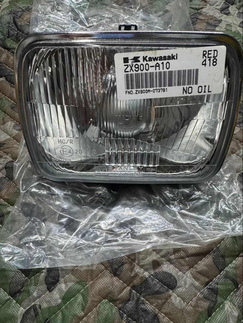 GPZ900R ヘッドライト