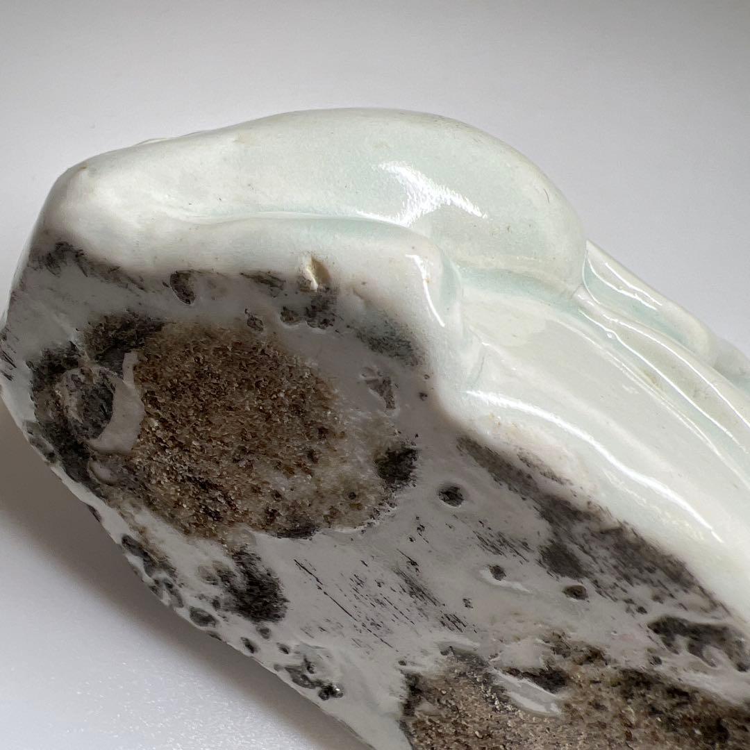 李朝白磁　鉄砂兎形硯滴　共箱　幅約9.5㎝　東Y7-0910⭐︎2Fトトヒ