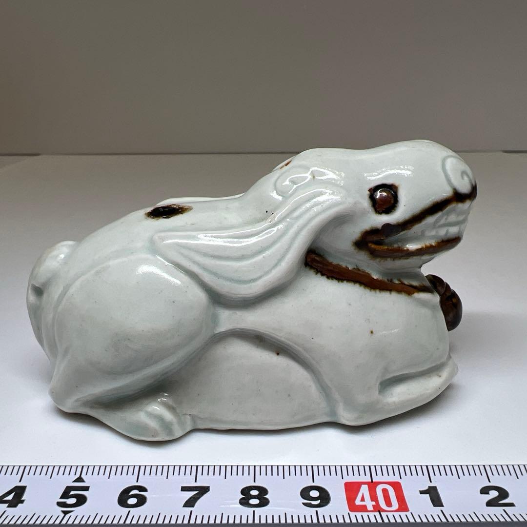 李朝白磁　鉄砂兎形硯滴　共箱　幅約9.5㎝　東Y7-0910⭐︎2Fトトヒ