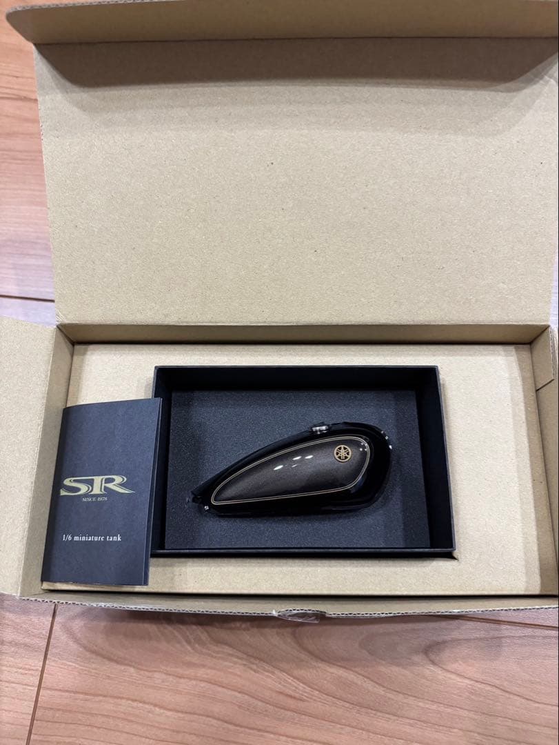 SR400 1/6スケールミニチュアタンク