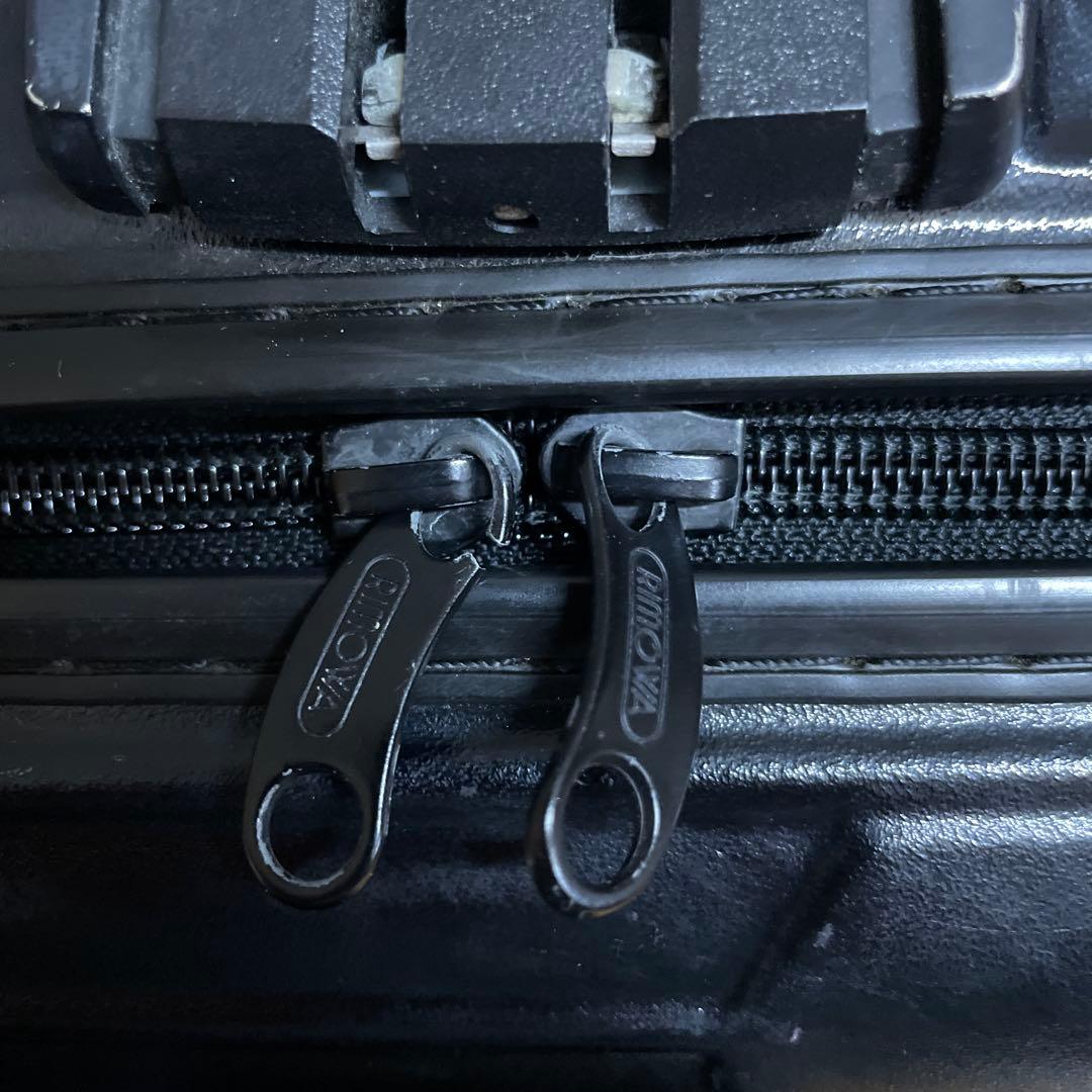 RIMOWAブラックハlキャリーケース 中型