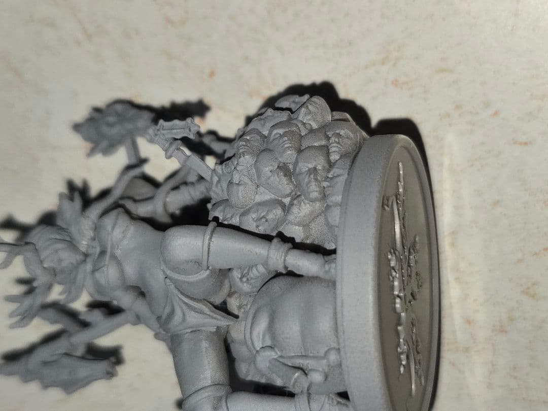 【大型ジオラマモデル！】キングダムデス　大型モデル　死の女王 【正規品】