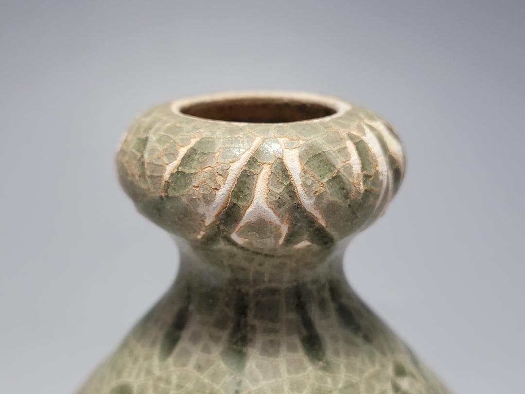 耀州窯 陰刻花紋 宋元時代 時代唐物 高さ約11.4cm