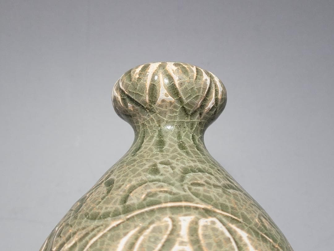 耀州窯 陰刻花紋 宋元時代 時代唐物 高さ約11.4cm