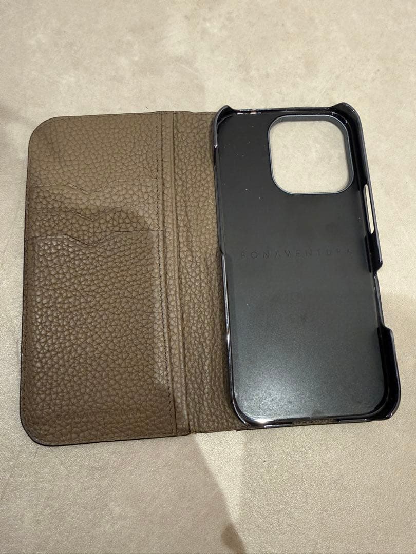 BONAVENTURA iPhone 16 Pro ダイアリーケース