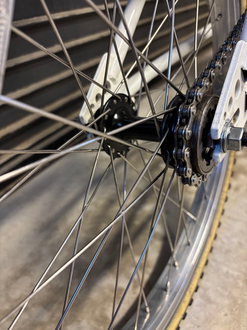 送料込 KUWAHARA KZ-01 白 old bmx 20インチ