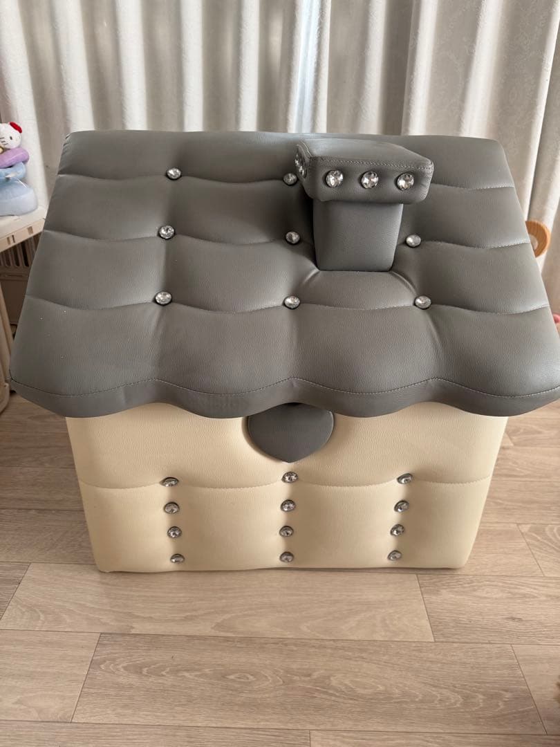 ビジュー付きレザーペットハウス　大きめ　多頭飼い　中型犬