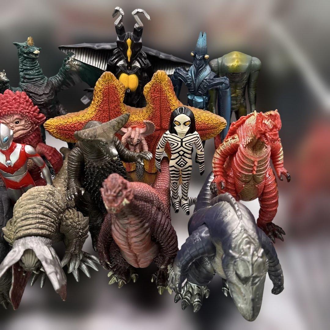 ウルトラマンパワード・シリーズ 怪獣・宇宙人フィギュア 14体セット