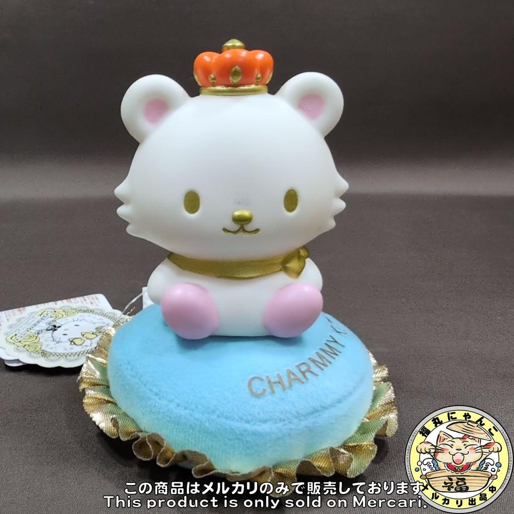 チャーミーキティソフビドールonクッション ゴールドデザインシリーズ