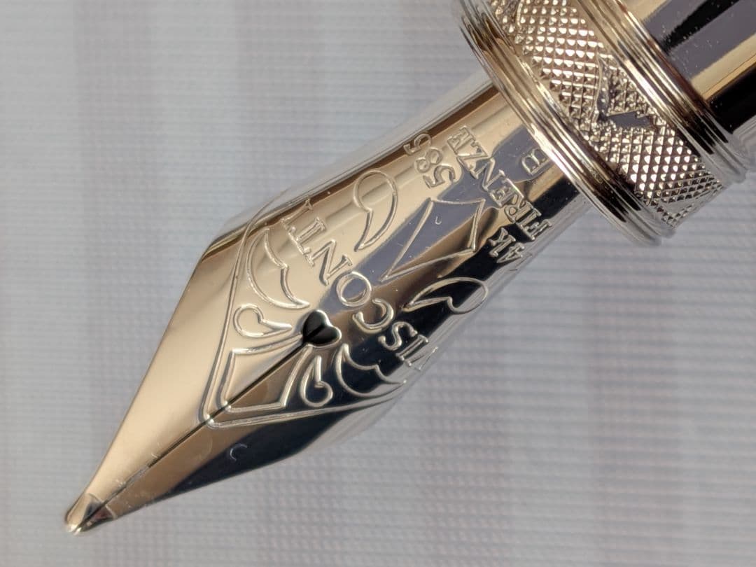 Visconti万年筆ヴァンゴッホVangogh.青赤マーブル模様14K白金