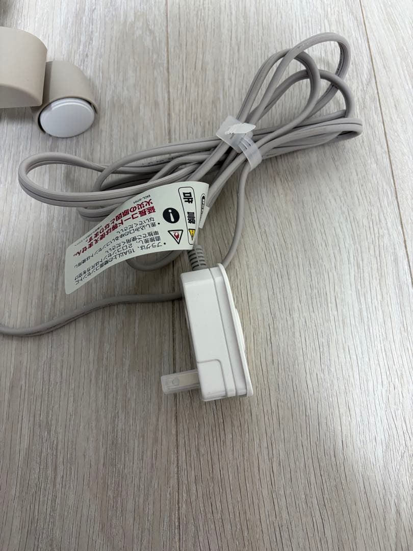 デロンギ オイルヒーター RHJ21F0812-WH