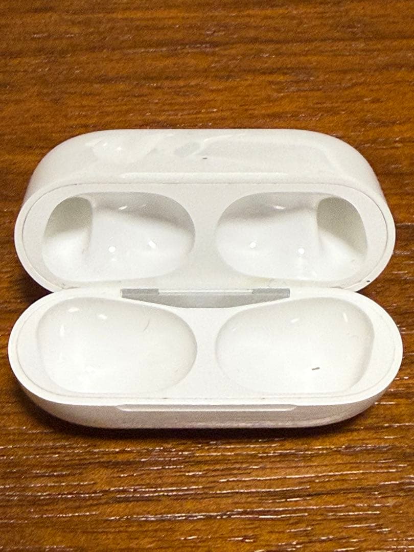 AirPods Pro 本体 充電ケース付き