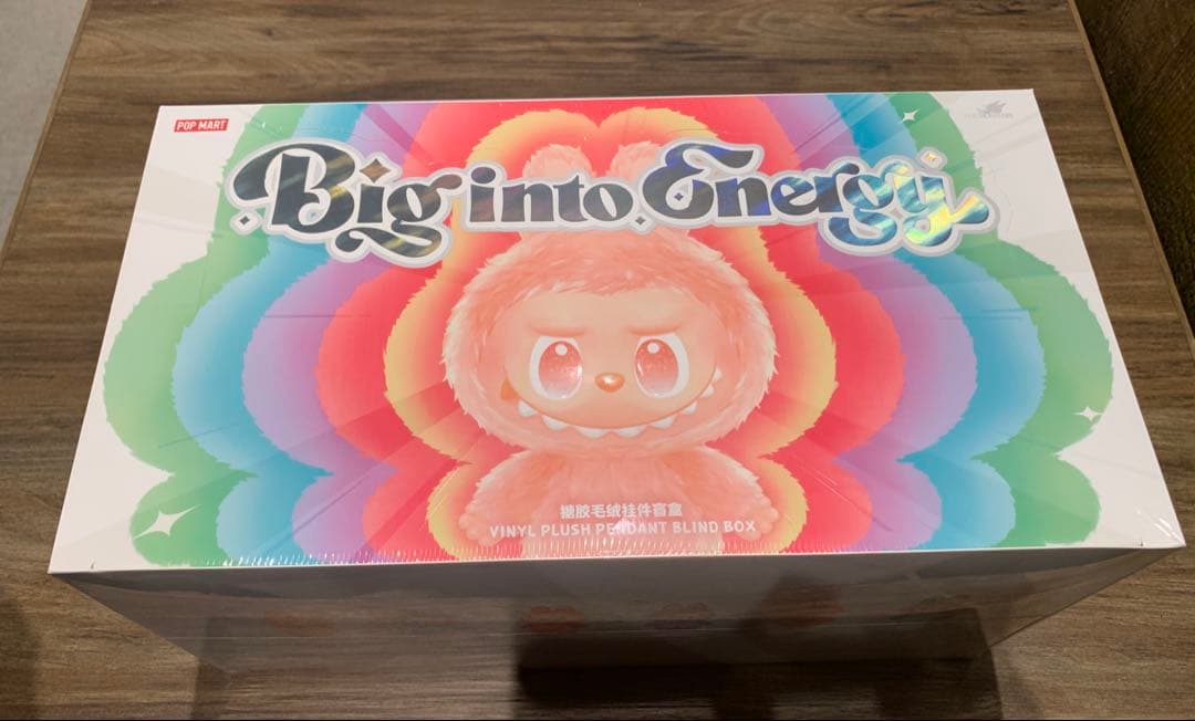 THE MONSTERS Big into Energy LABUBUぬいぐるみ