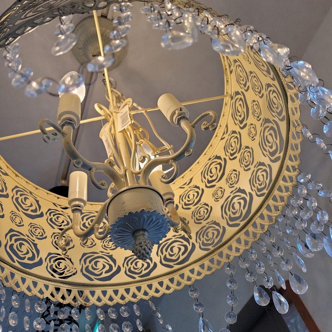 新品　シャンデリア　ライト　電気