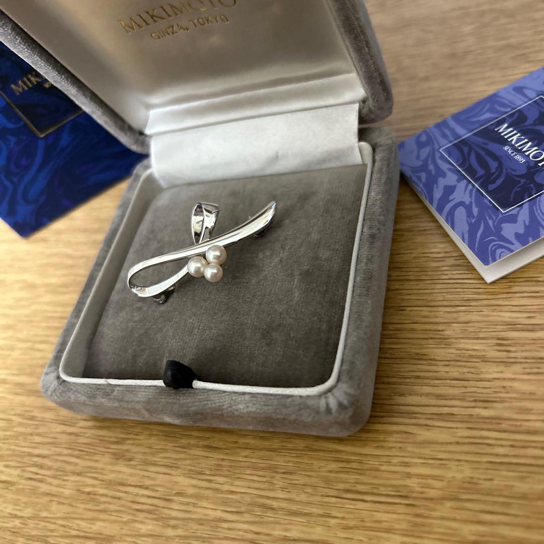 MIKIMOTO ミキモト　真珠　ベビーパール　ブローチ シルバー 3珠
